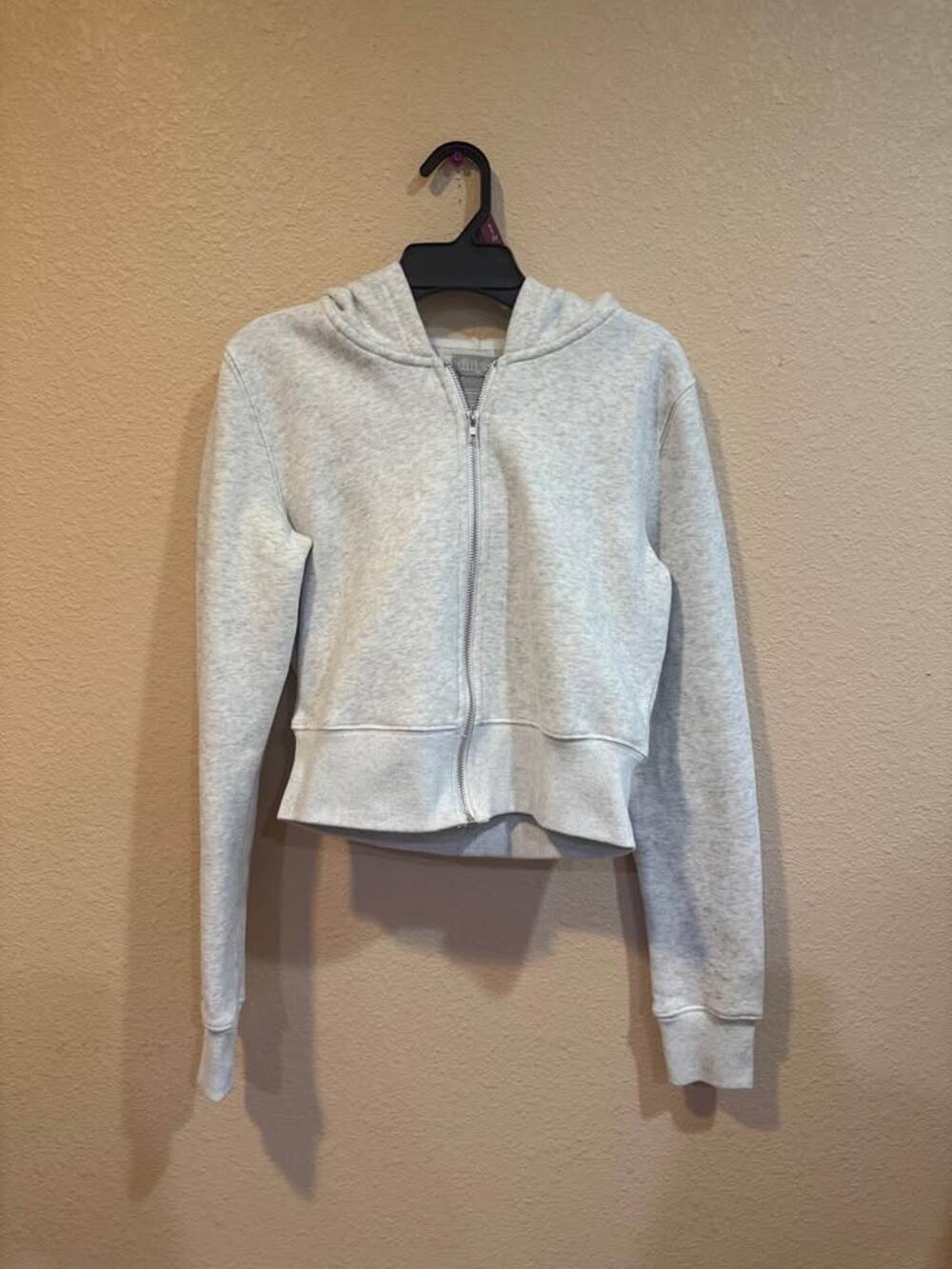 Tilly's Light Gray Cropped Zip-Up Hoodie